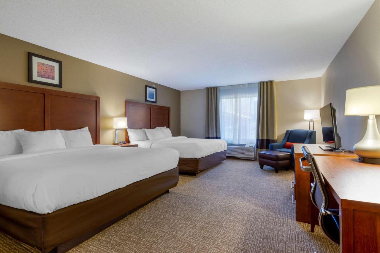 Comfort Inn & Suites Cambridge Kültér fotó