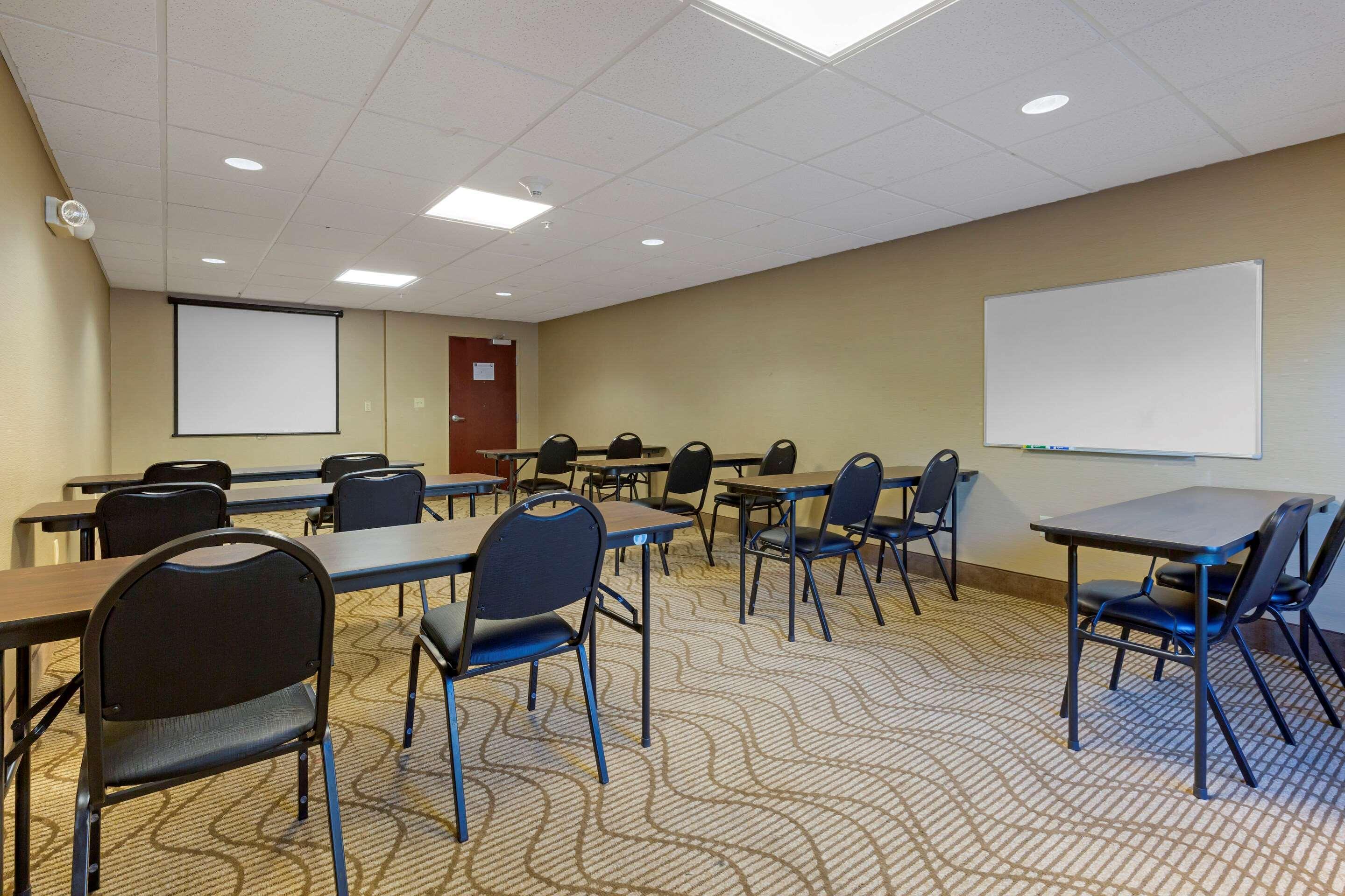 Comfort Inn & Suites Cambridge Kültér fotó