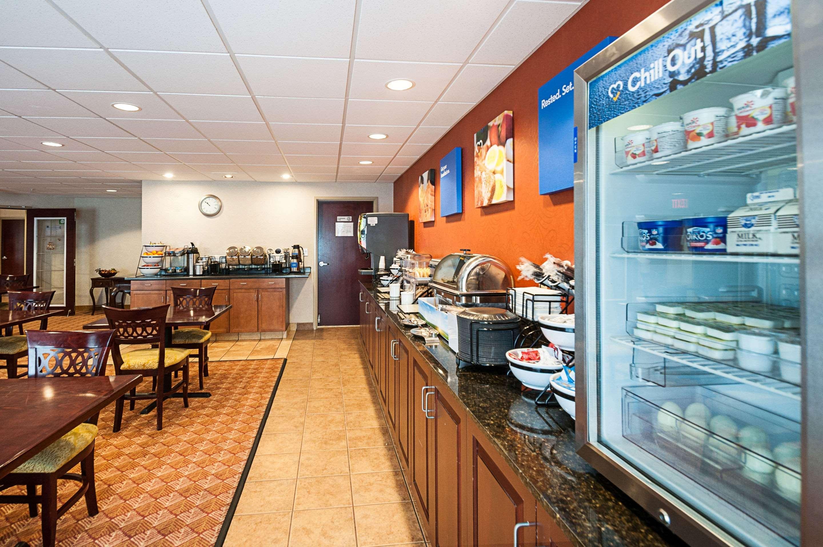 Comfort Inn & Suites Cambridge Kültér fotó